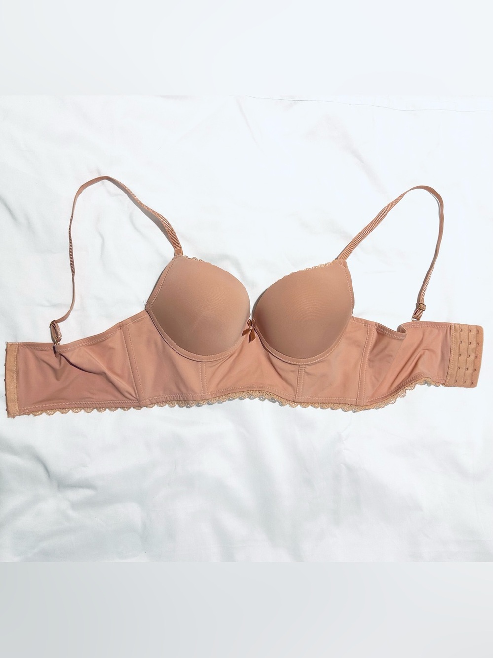 Daisy Fuentes Seamless Nude T-Shirt Bra